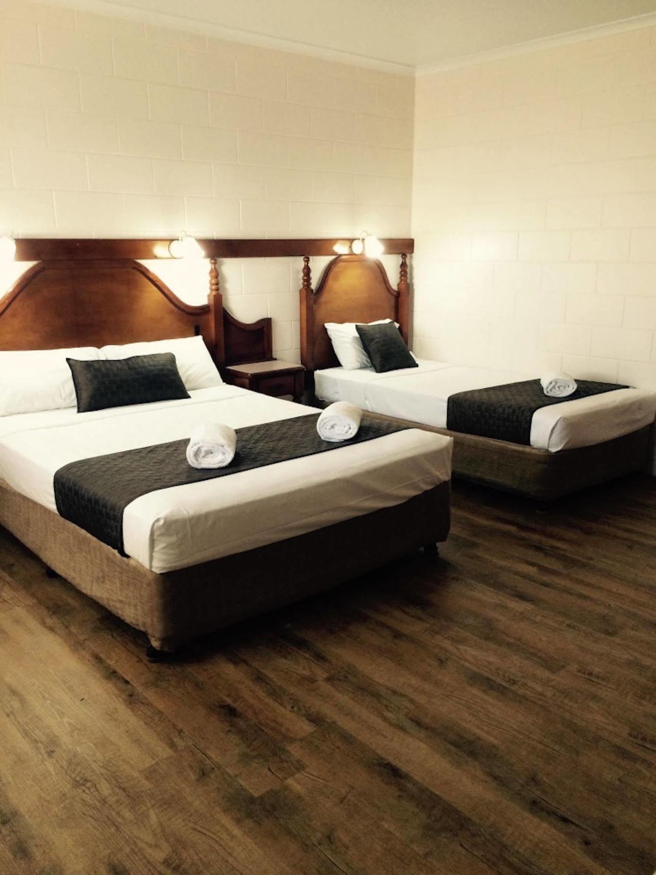 Yongala Lodge By The Strand Townsville Esterno foto