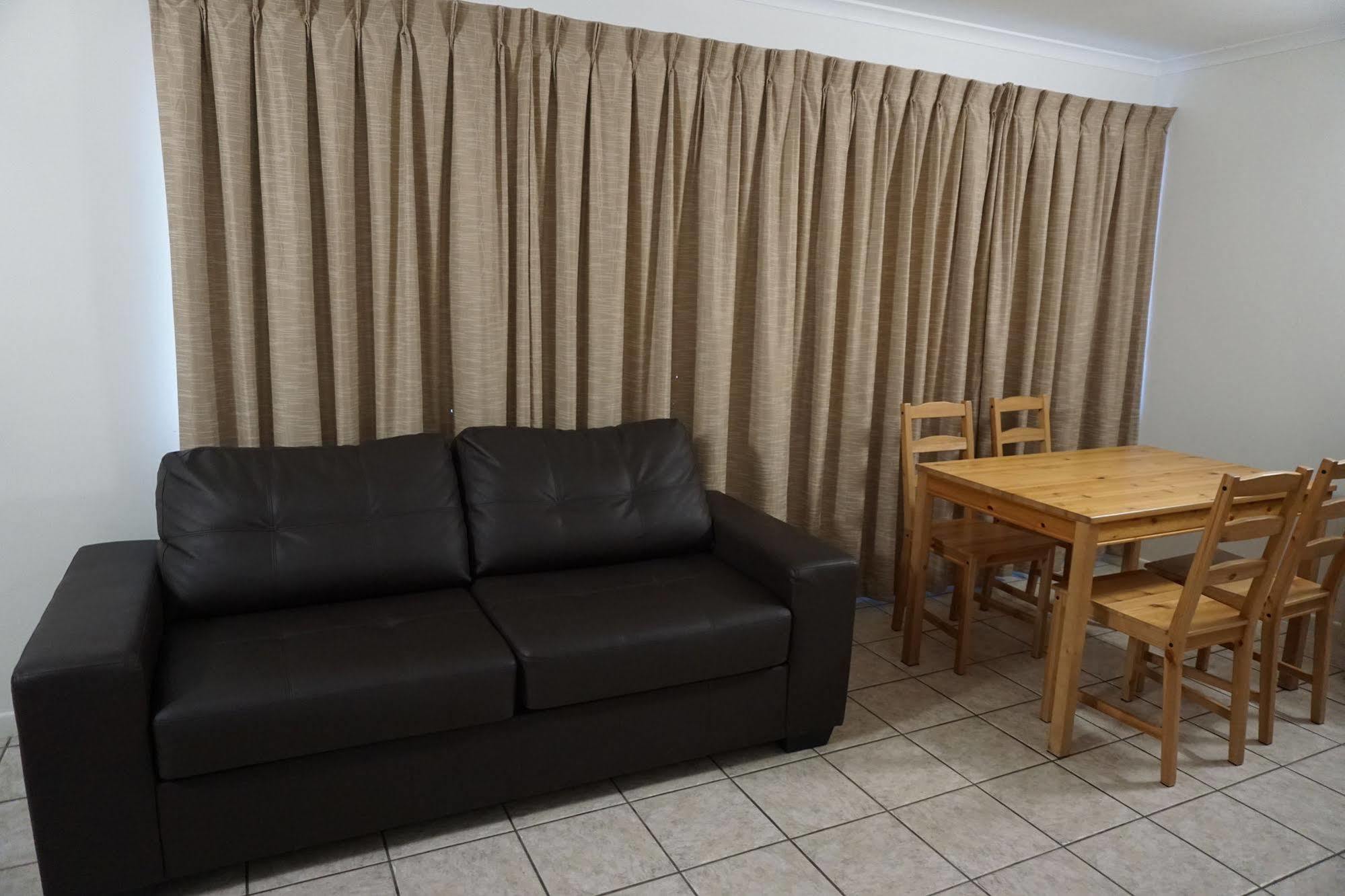 Yongala Lodge By The Strand Townsville Esterno foto